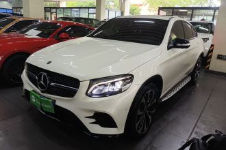 奔驰GLC轿跑 2019款 改款 GLC 260 4MATIC 轿跑SUV