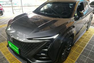 长安UNI-T 2022款 1.5T 尊享型