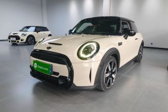 MINI 2022款 2.0T COOPER S 艺术家