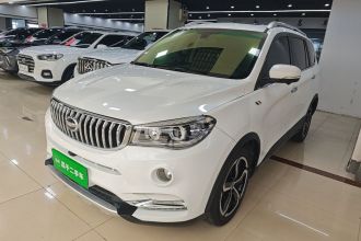 SWM斯威汽车 SWM斯威X7 2017款 1.5T 自动智享型 7座