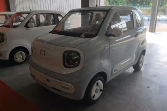 奔腾小马 2026款 222km 炫彩马