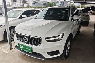 沃尔沃XC40 2021款 T3 智行时尚版