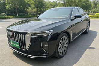 红旗H9 2025款 改款 2.0T 两驱旗享豪华商务版 5座