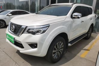 日产 途达 2020款 2.5L XV 4WD 自动四驱旗舰版