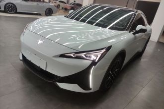 ARCFOX极狐 极狐 阿尔法S5 2024款 650ULTRA 390kW