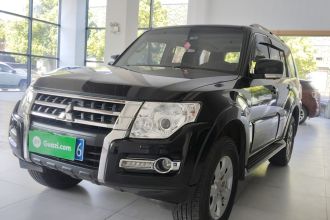 三菱 帕杰罗(进口) 2019款 3.0L 自动标准版