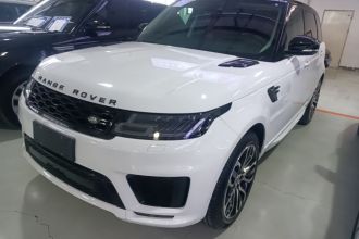 路虎 揽胜运动版 2021款 3.0 L6 耀黑版