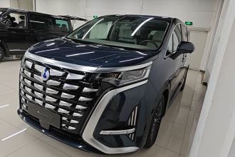 腾势D9 2022款 DM-i 1040 尊贵型