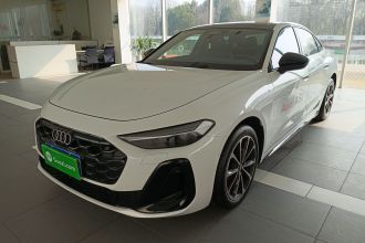 奥迪A5L 2026款 2.0T 运动版 Plus