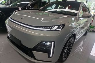 深蓝汽车 深蓝S09 2025款 后驱Ultra+
