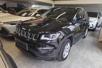 Jeep 指南者 2019款 220T 自动家享四驱版