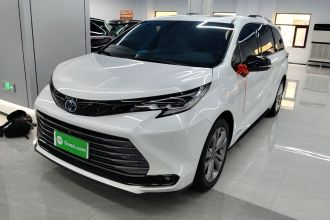 丰田 赛那SIENNA 2023款 2.5L混动 尊贵版