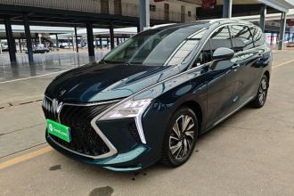 东风风行 风行游艇 2022款 1.5T DCT逐浪版