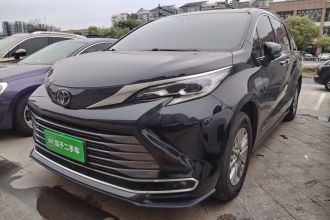 丰田 赛那SIENNA 2021款 2.5L混动 尊贵版