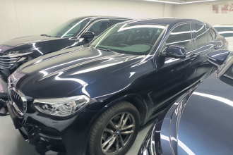 宝马X4 2021款 改款 xDrive 25i M运动套装