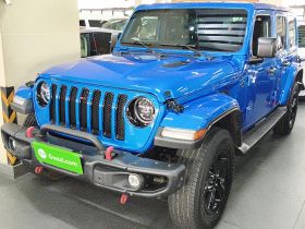 Jeep 牧马人 2022款 2.0T 高地四门版