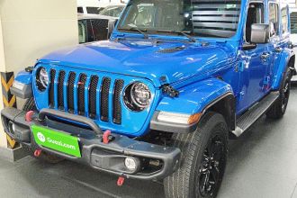 Jeep 牧马人 2022款 2.0T 高地四门版