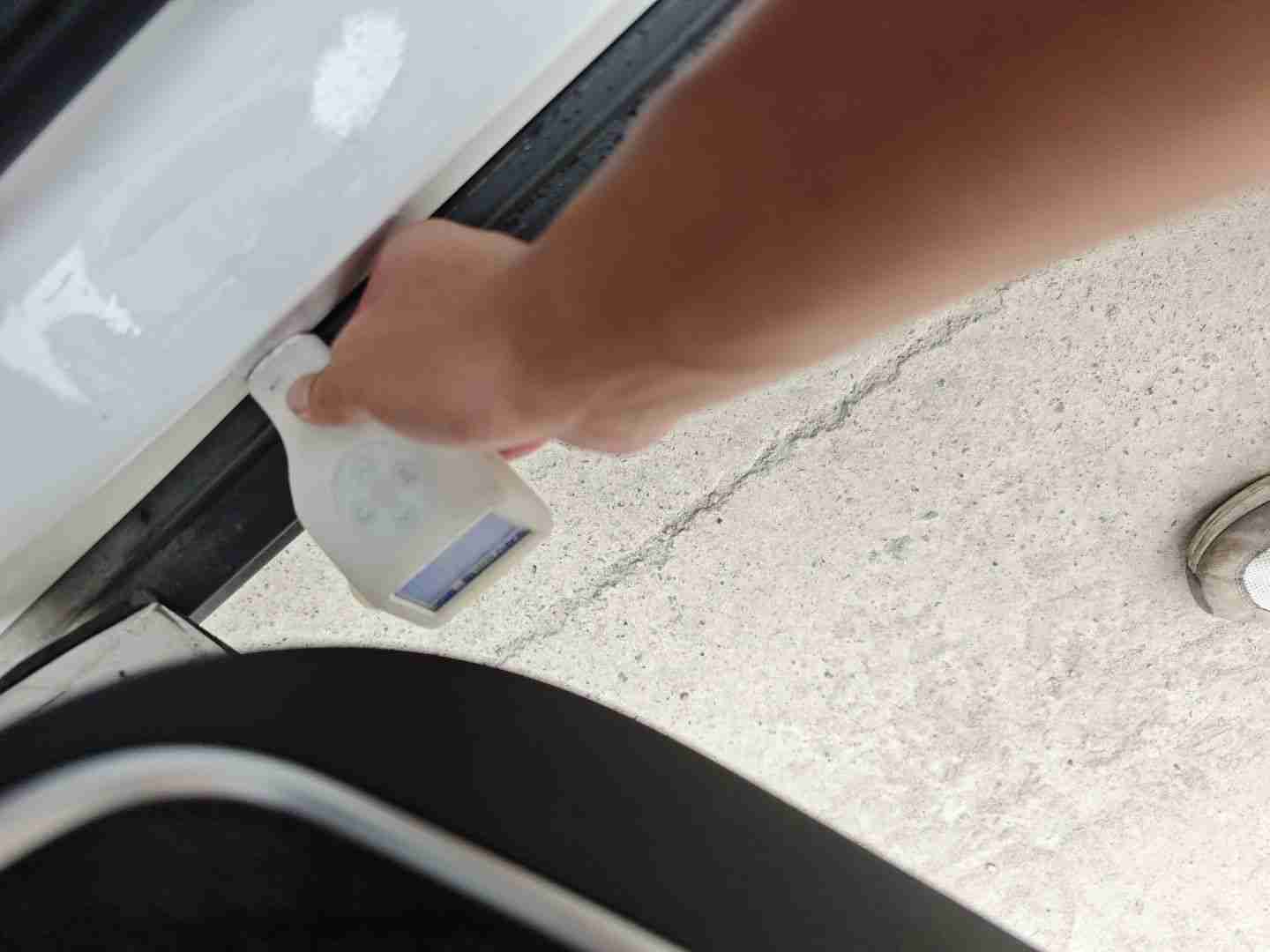 车辆左后门框漆面状态展示