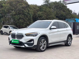 宝马X1新能源 2020款 xDrive30Le 尊享型