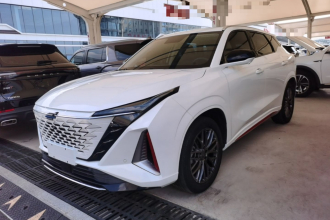 长安欧尚Z6 2022款 蓝鲸 1.5T DCT智尊型
