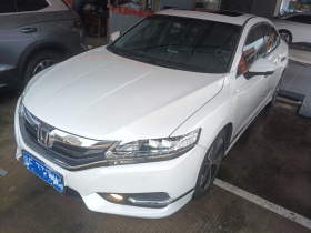 本田 思铂睿 2015款 2.4L 尊贵版