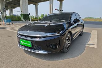 宝骏享境 2025款 插混 140km豪华版