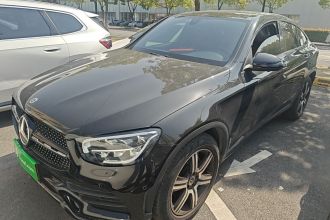 奔驰GLC轿跑 2022款 改款 GLC 260 4MATIC 轿跑SUV