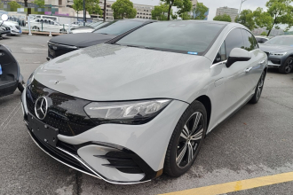 奔驰EQE 2022款 350 豪华版