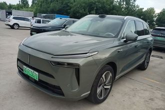魏牌 蓝山 2025款 四驱 Ultra