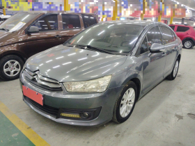 雪铁龙 世嘉 2013款 三厢 1.6L 自动品尚型