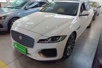 捷豹XFL 2024款 2.0T P250 两驱尊享豪华版