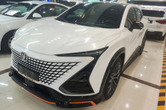 长安UNI-T 2022款 1.5T 运动版 尊贵型