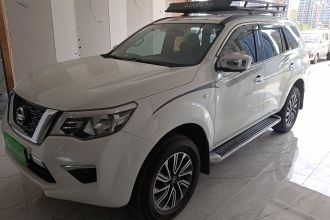 日产 途达 2020款 2.5L XL Upper 4WD 自动四驱豪华版