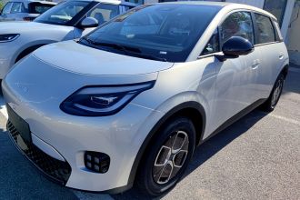 埃安 AION UT 2026款 320 星辉版