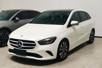 奔驰B级 2021款 B 200 动感型
