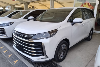 上汽大通MAXUS 大通G50 2023款 PLUS 1.5T 自动巡航版