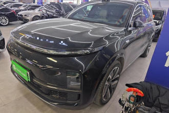 理想汽车 理想L9 2025款 Ultra 智能焕新版