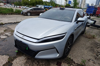 比亚迪 汉L 2025款 EV 四驱激光雷达旗舰型