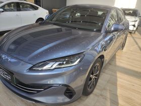 比亚迪 海豹06新能源 2025款 DM-i 智驾版 120KM尊享型