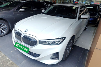 宝马i3 2024款 eDrive 35 L