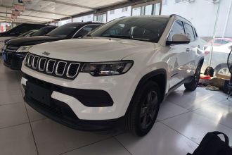 Jeep 指南者 2021款 220T 自动舒适版