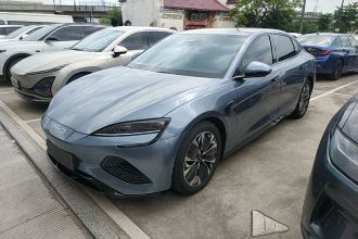 比亚迪 海豹 2023款 冠军版 550km 尊贵型