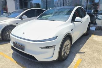 特斯拉 Model Y L 2025款 长续航全轮驱动版