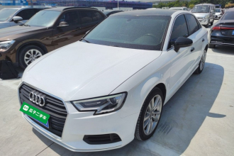 奥迪A3 2018款 30周年年型 Limousine 35 TFSI 进取型