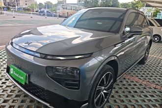 小鹏G9 2022款 650 性能版Max
