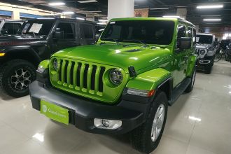 Jeep 牧马人 2019款 2.0T Sahara 四门版 国VI