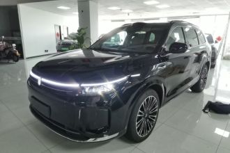 鸿蒙智行 问界M7 2024款 1.5T 智驾后驱Ultra版 5座