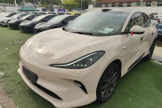 智己汽车 智己LS6 2025款 灵蜥智驾版