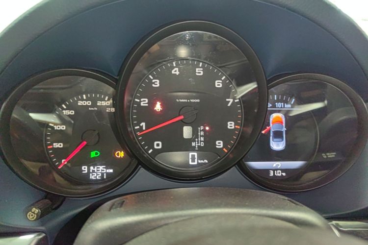 二手保时捷 2013款 Boxster 2.7L能卖多少钱 - 卖车上瓜子,卖给个人价更高