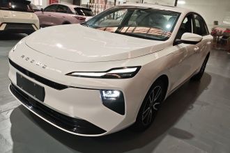 荣威D6 2025款 450km 尊享版